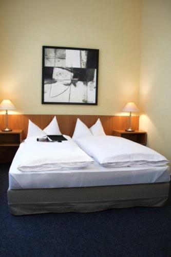 Amarillo Hotel Velten Quarto foto